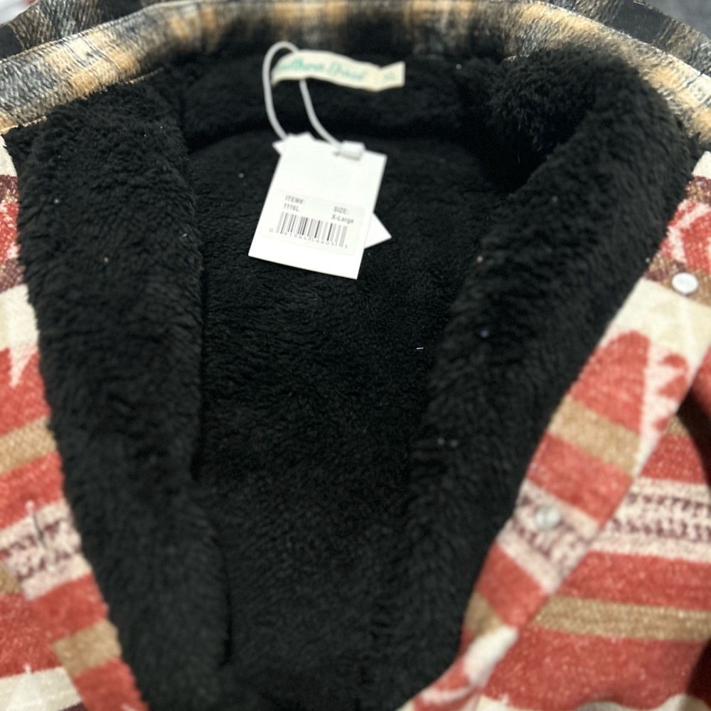 Southern Grace Red and Cream Patterned Utility Jacket - Picture 7 of 7
